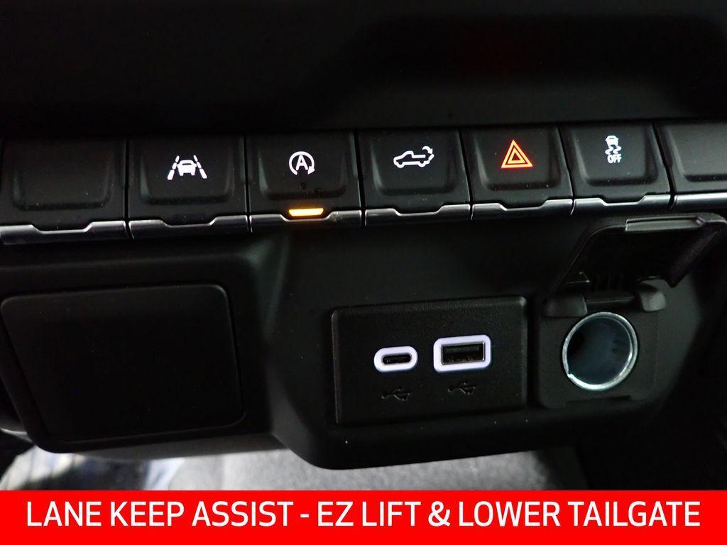 used 2024 GMC Sierra 1500 car, priced at $32,499