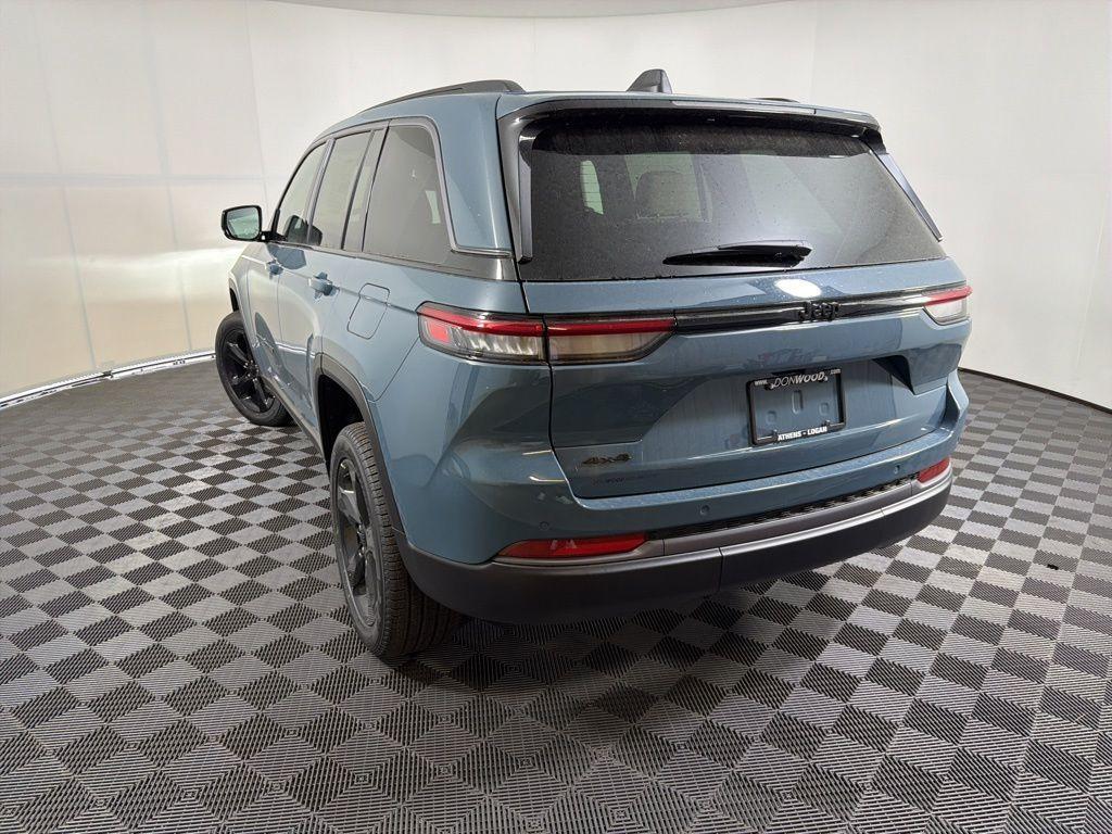 new 2026 Jeep Grand Cherokee car, priced at $46,621