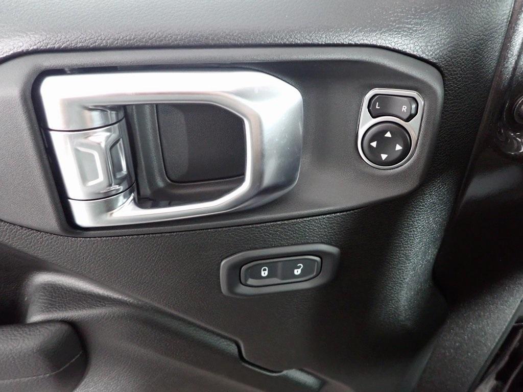 new 2025 Jeep Wrangler car, priced at $42,705