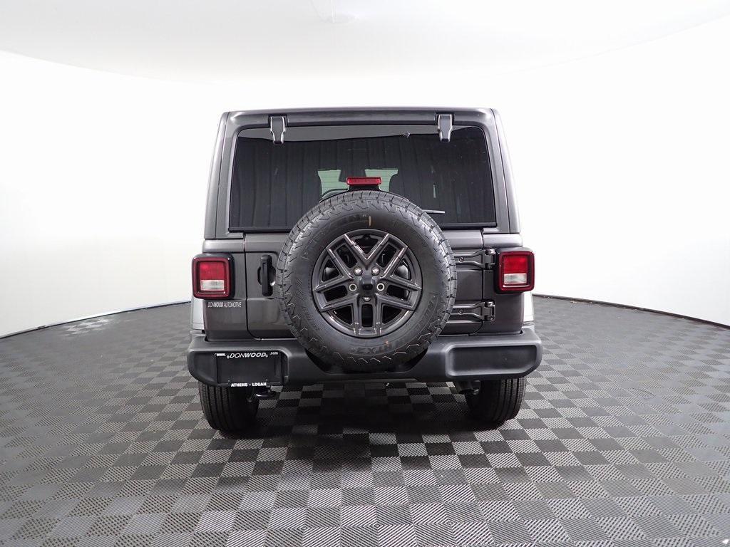 new 2025 Jeep Wrangler car, priced at $42,705