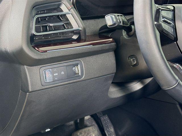 used 2024 Chevrolet Traverse car, priced at $45,528