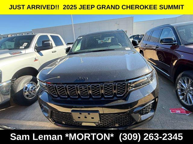 new 2025 Jeep Grand Cherokee car, priced at $56,080
