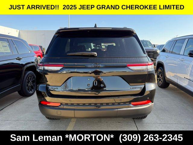 new 2025 Jeep Grand Cherokee car, priced at $44,735