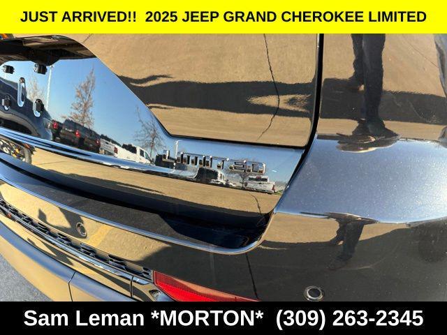new 2025 Jeep Grand Cherokee car, priced at $44,735