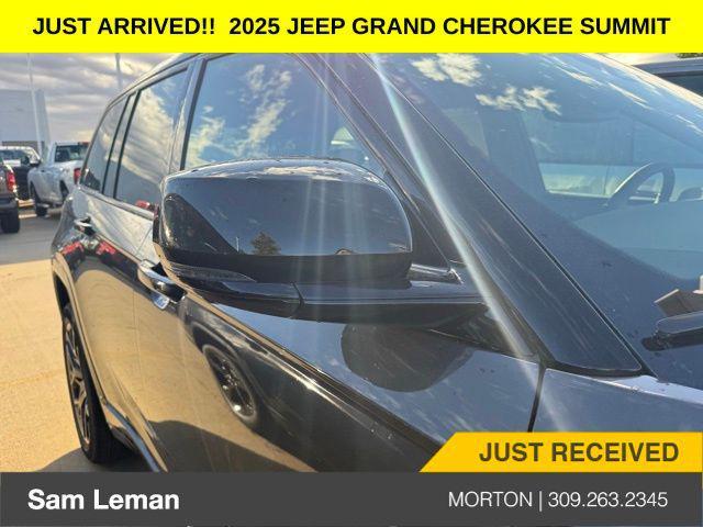 new 2025 Jeep Grand Cherokee car, priced at $56,080