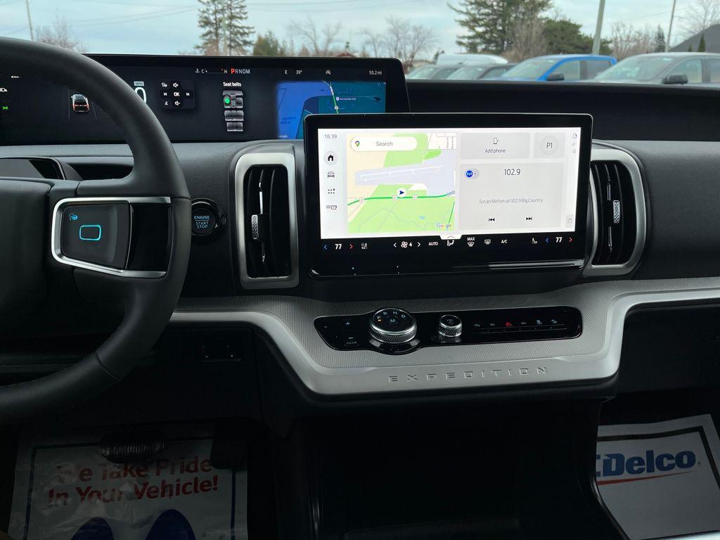 new 2026 Ford Expedition car, priced at $71,912