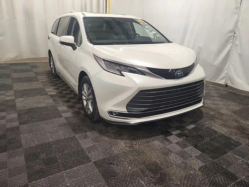 used 2021 Toyota Sienna car, priced at $39,500