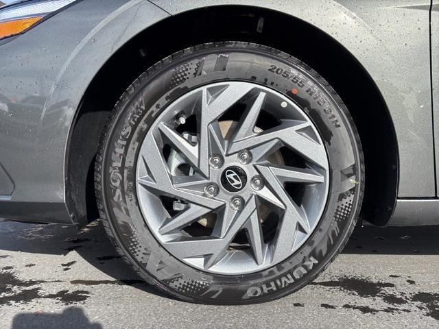 new 2026 Hyundai ELANTRA HEV car, priced at $27,280