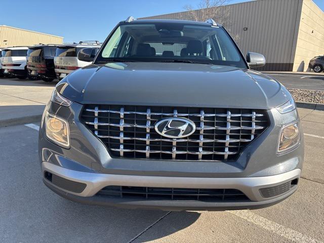 used 2025 Hyundai Venue car, priced at $21,998
