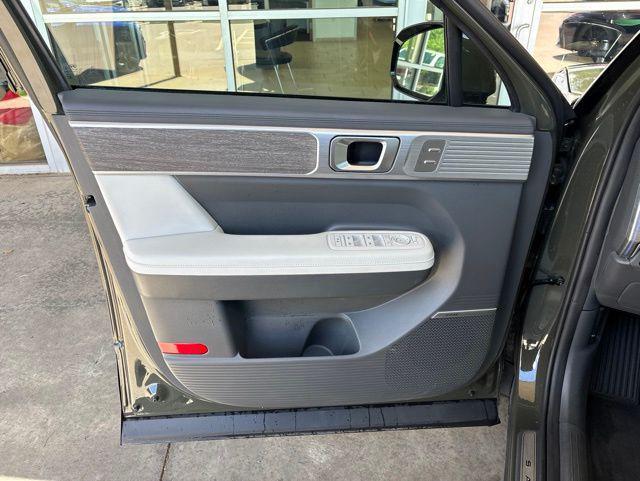 used 2024 Hyundai Santa Fe car, priced at $39,593
