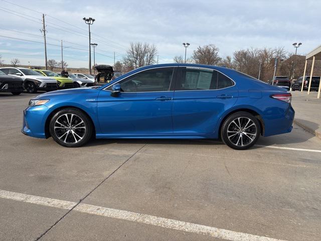 used 2018 Toyota Camry Hybrid car, priced at $17,998