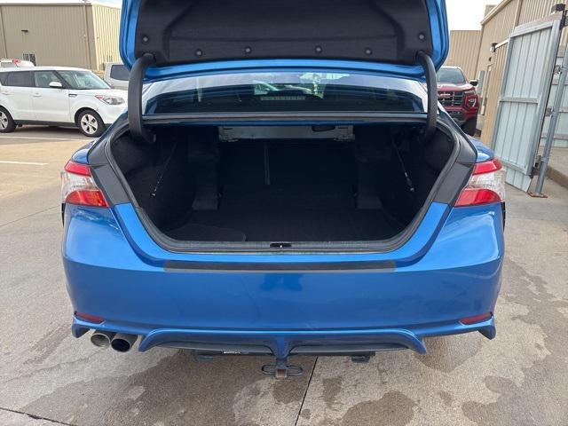 used 2018 Toyota Camry Hybrid car, priced at $17,998