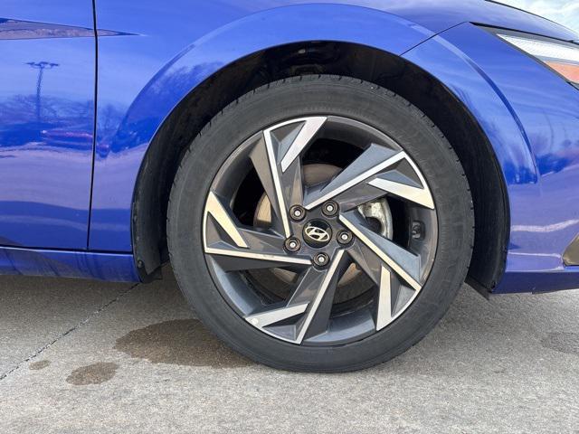 used 2025 Hyundai Elantra car, priced at $21,998