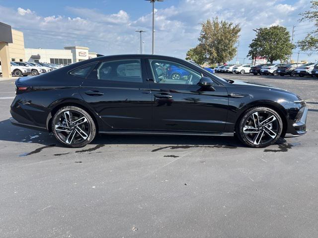 new 2025 Hyundai Sonata car, priced at $37,305