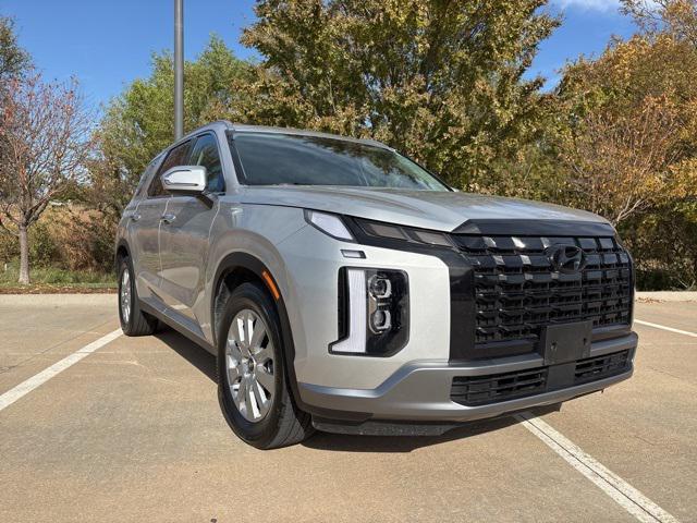 used 2025 Hyundai Palisade car, priced at $34,498