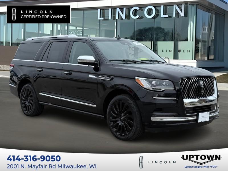 used 2023 Lincoln Navigator car, priced at $65,995