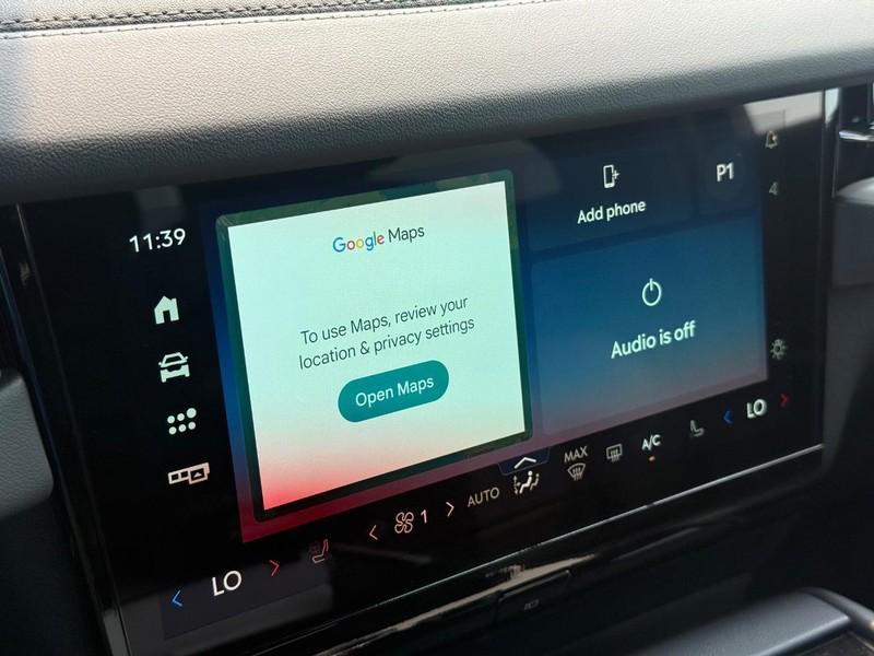 new 2025 Lincoln Navigator car, priced at $102,182