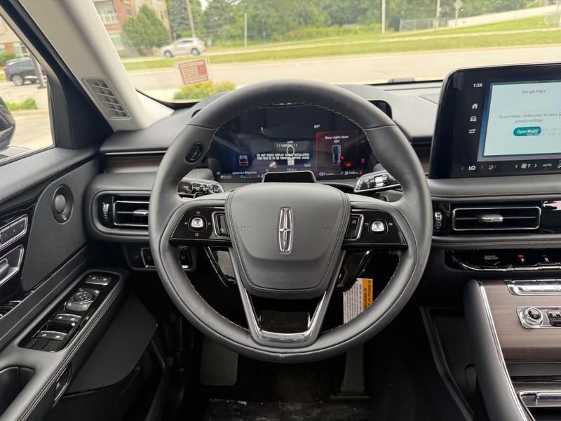 new 2025 Lincoln Aviator car, priced at $68,918