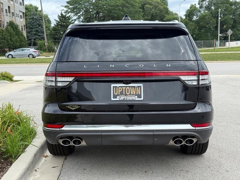 new 2025 Lincoln Aviator car, priced at $68,918
