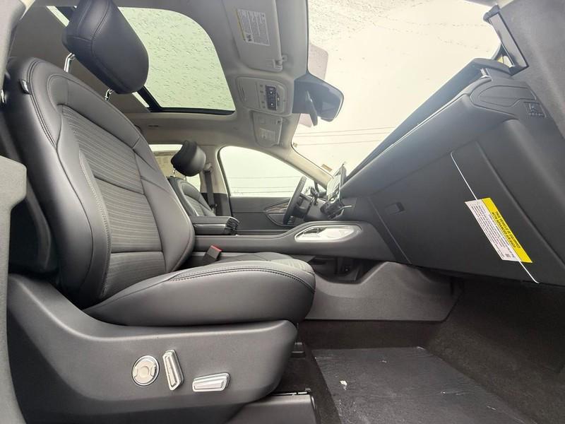 new 2026 Lincoln Nautilus car, priced at $70,421