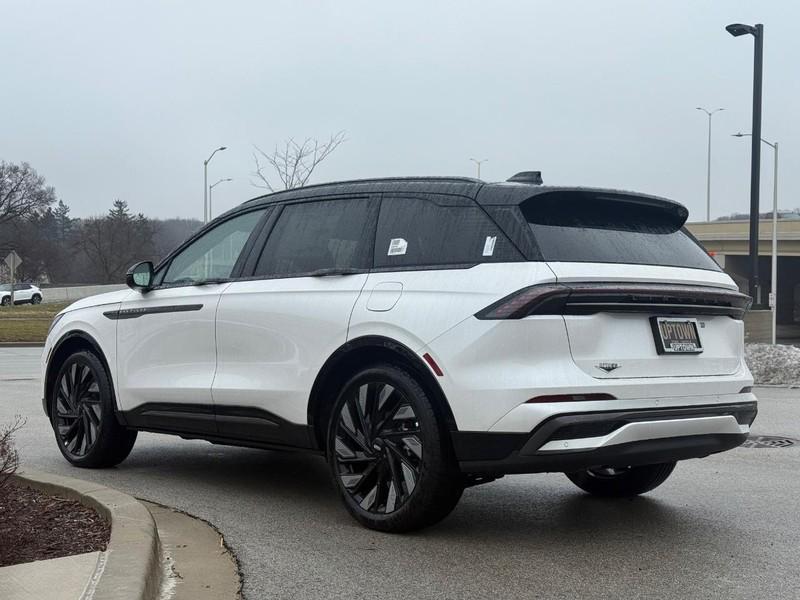 new 2026 Lincoln Nautilus car, priced at $70,421