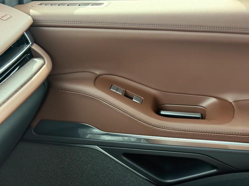 new 2026 Lincoln Navigator car, priced at $104,784