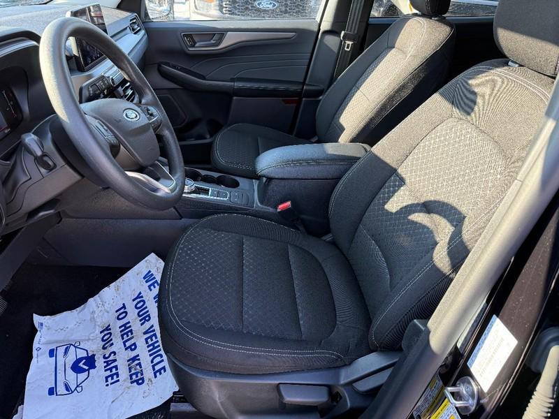 new 2025 Ford Escape car, priced at $30,871