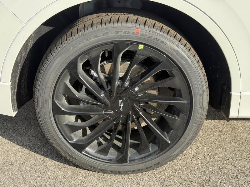 new 2026 Lincoln Aviator car, priced at $72,552