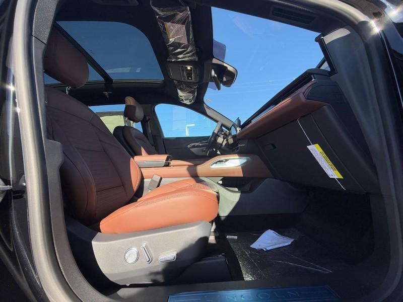 new 2026 Lincoln Nautilus car, priced at $69,206