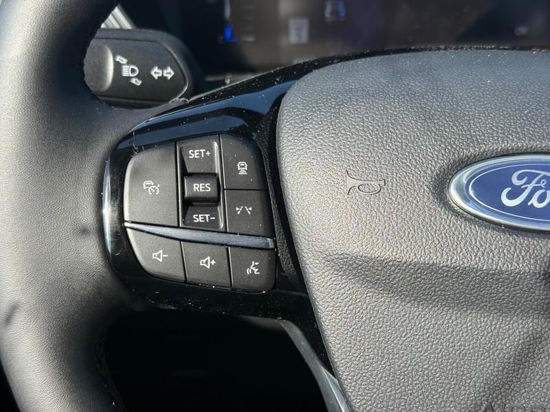 new 2025 Ford Escape car, priced at $33,723