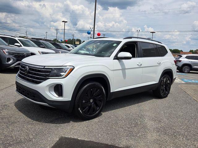 new 2026 Volkswagen Atlas car, priced at $43,872