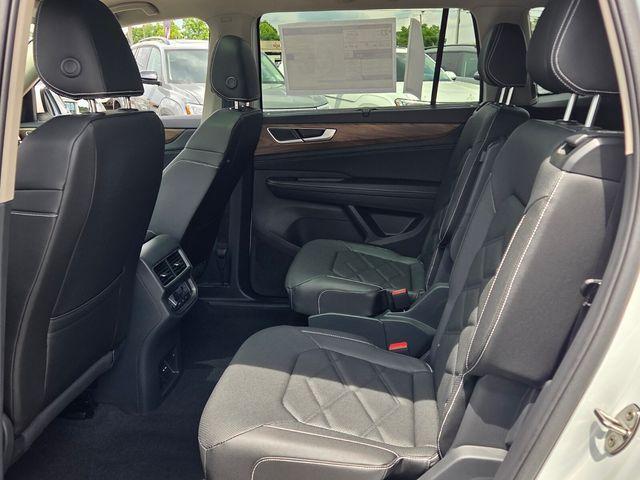 new 2026 Volkswagen Atlas car, priced at $43,872
