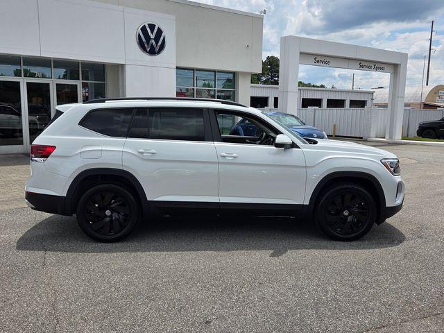 new 2026 Volkswagen Atlas car, priced at $43,872