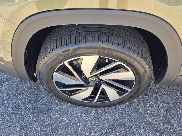 used 2026 Volkswagen Atlas car, priced at $39,577