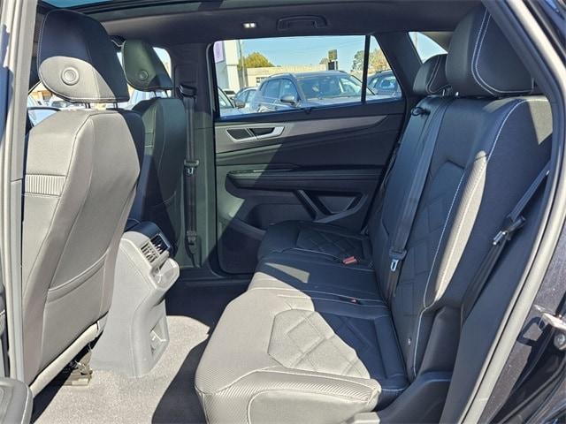 new 2026 Volkswagen Atlas Cross Sport car, priced at $43,746