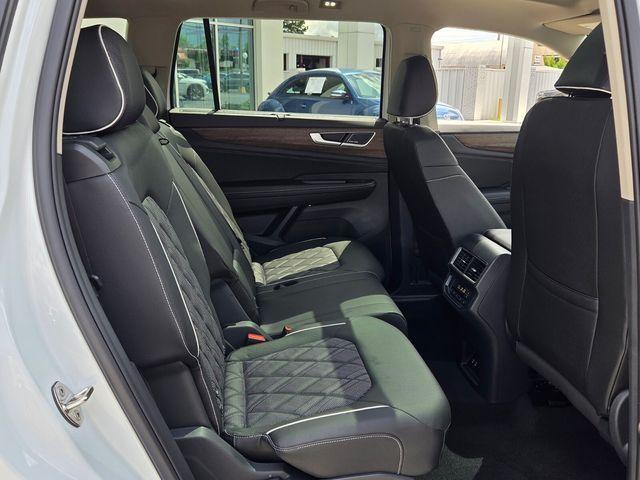 new 2026 Volkswagen Atlas car, priced at $52,006