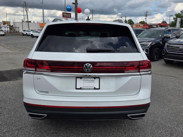 new 2026 Volkswagen Atlas car, priced at $37,384