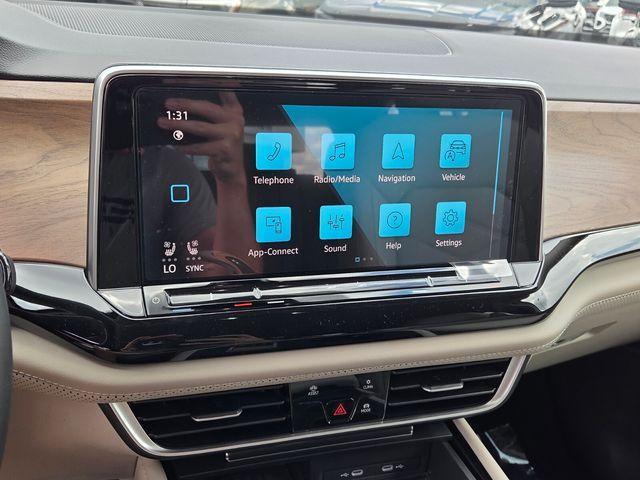 new 2026 Volkswagen Atlas car, priced at $37,384