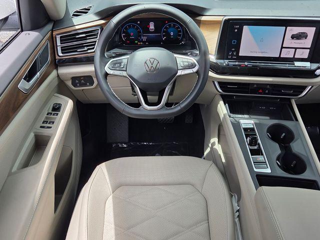 new 2026 Volkswagen Atlas car, priced at $37,384
