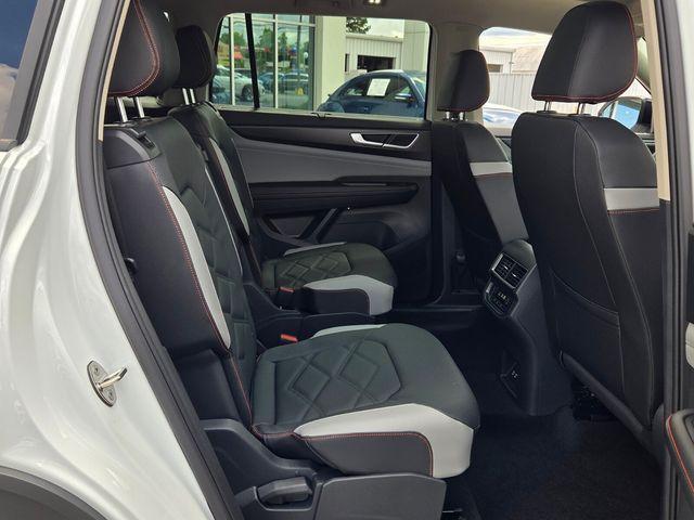 new 2026 Volkswagen Atlas car, priced at $45,573