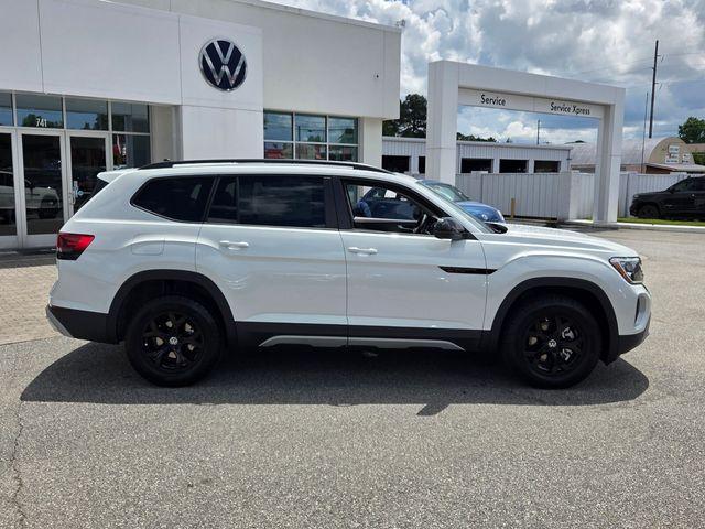 new 2026 Volkswagen Atlas car, priced at $45,573