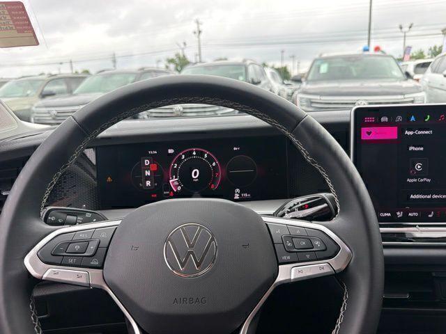 used 2025 Volkswagen Tiguan car, priced at $31,075
