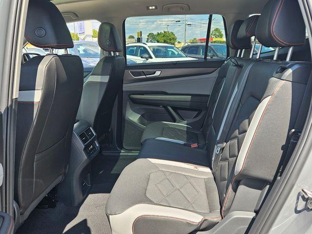 new 2026 Volkswagen Atlas car, priced at $45,285