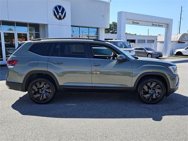 new 2026 Volkswagen Atlas car, priced at $42,943