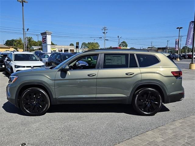 new 2026 Volkswagen Atlas car, priced at $42,943