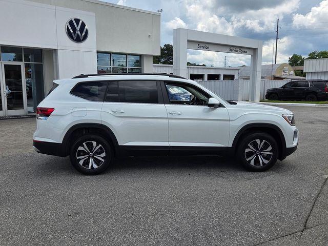 new 2026 Volkswagen Atlas car, priced at $37,384