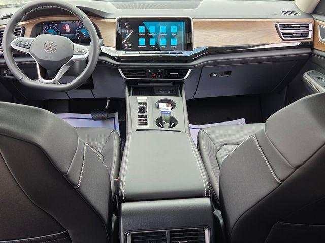 new 2026 Volkswagen Atlas car, priced at $37,384