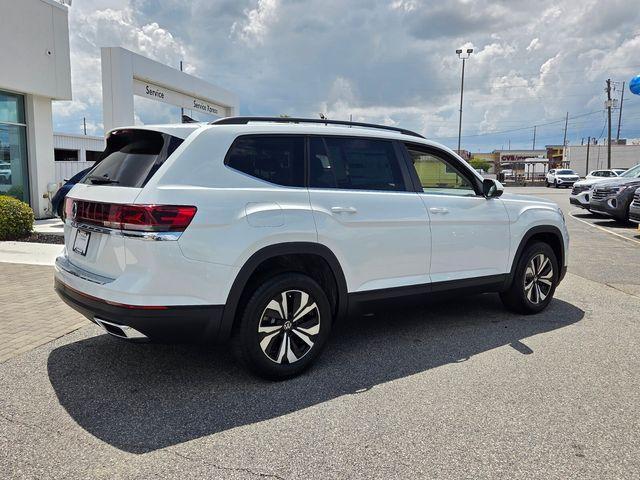 new 2026 Volkswagen Atlas car, priced at $37,154