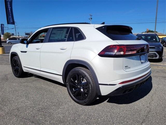 new 2026 Volkswagen Atlas Cross Sport car, priced at $48,941
