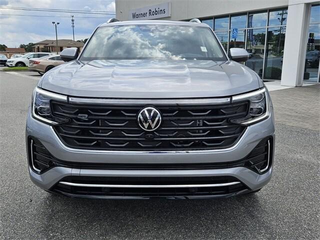 new 2026 Volkswagen Atlas car, priced at $52,998